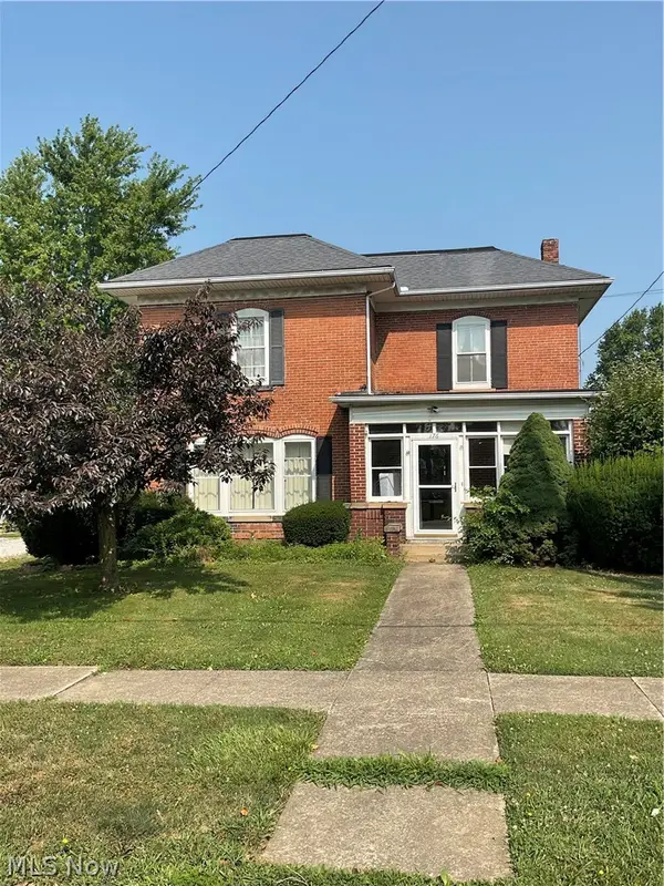 176 S Main Street, Creston, OH 44217