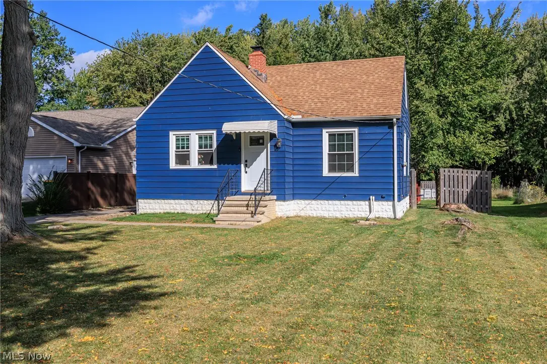 2415 E Ridgewood Drive, Seven Hills, OH 44131 - #1