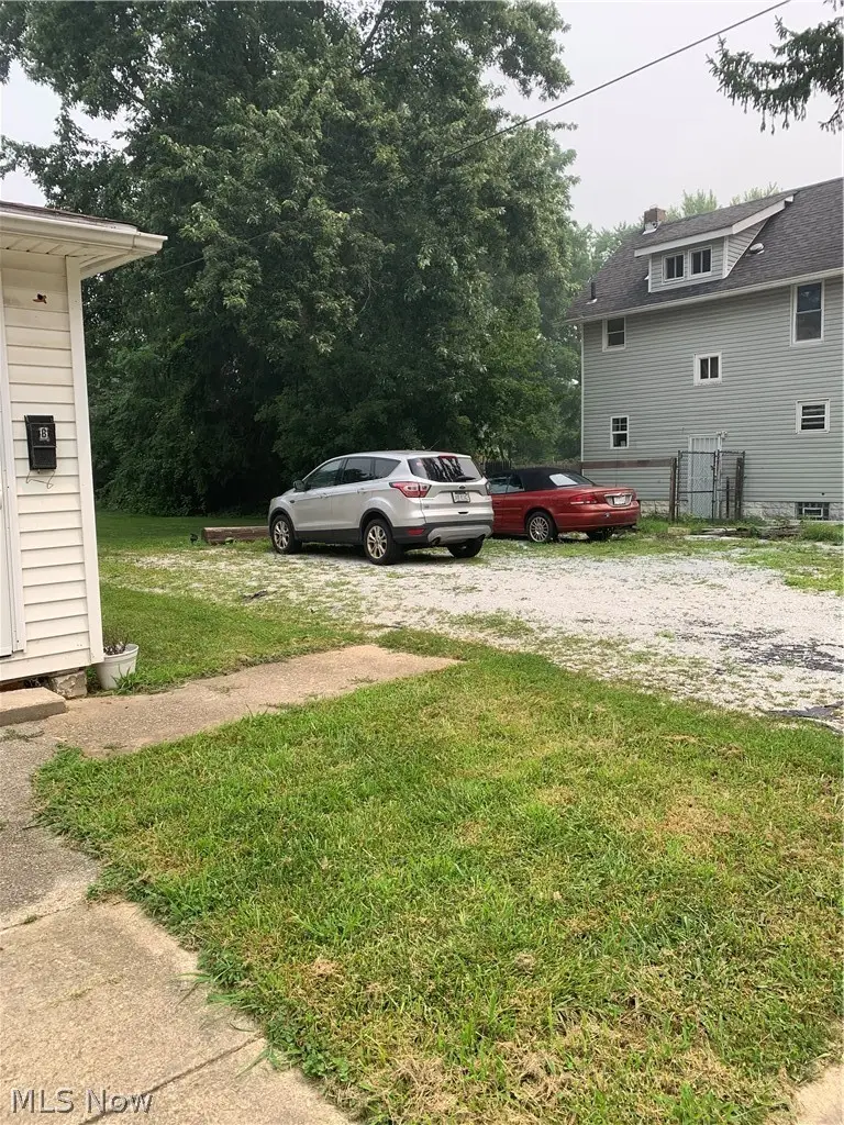 333 Lloyd Street, Akron, OH 44301 - #2