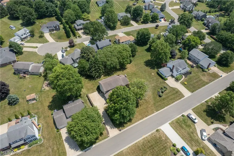 6104 Shipslanding Nw Avenue, Canton, OH 44718 - #2