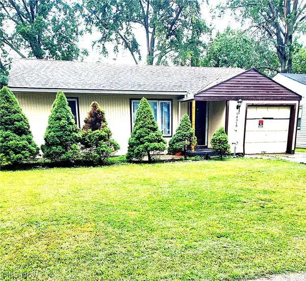 14315 Viola Avenue, Cleveland, OH 44111