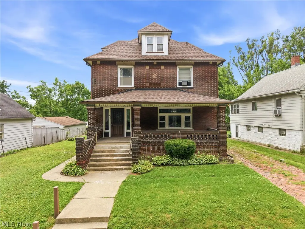 214 6th Street, Campbell, OH 44405 - #1