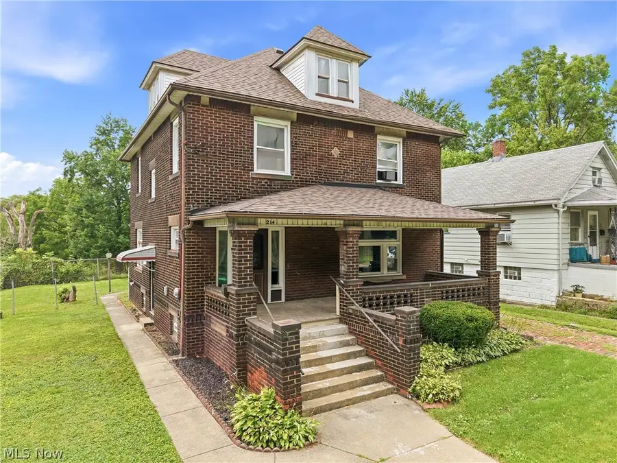 214 6th Street, Campbell, OH 44405 - #3