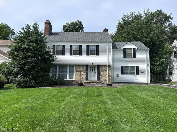 2332 S Belvoir Boulevard, University Heights, OH 44118