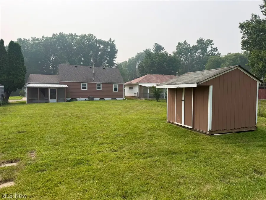 54 16th Se Street, Massillon, OH 44646 - #3