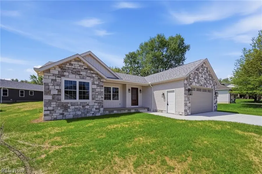 517 Whitetail Ne Trail, Canton, OH 44704 - #3