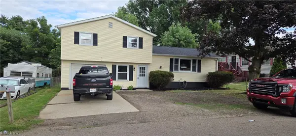 214 Stewart Nw Avenue, Massillon, OH 44646