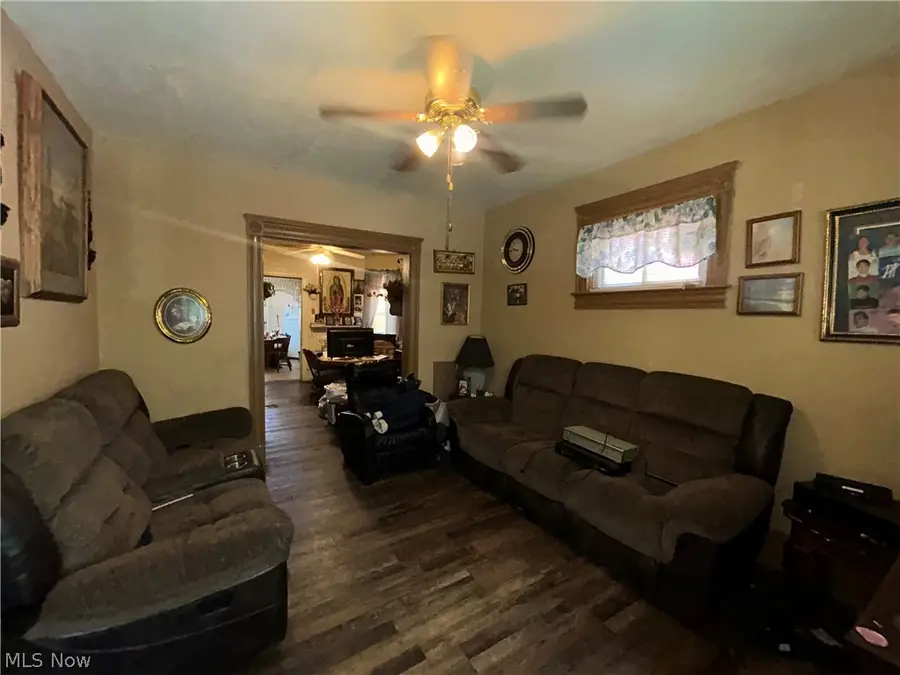 3946 Woodbridge Avenue, Cleveland, OH 44109 - #2