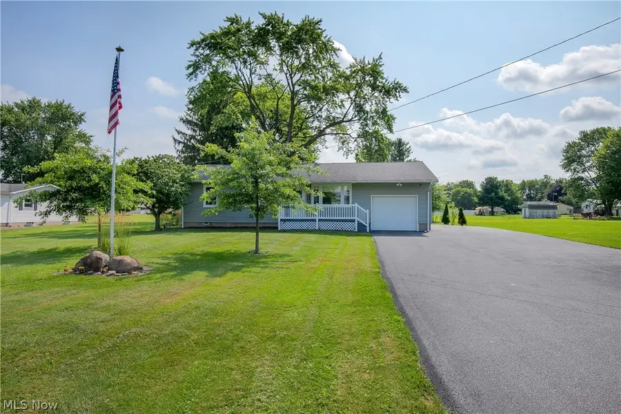 4310 Ridge Road, Cortland, OH 44410 - #2