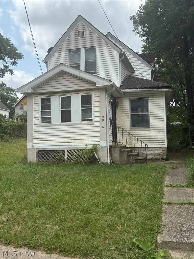 9918 Gibson Avenue, Cleveland, OH 44105 - #1