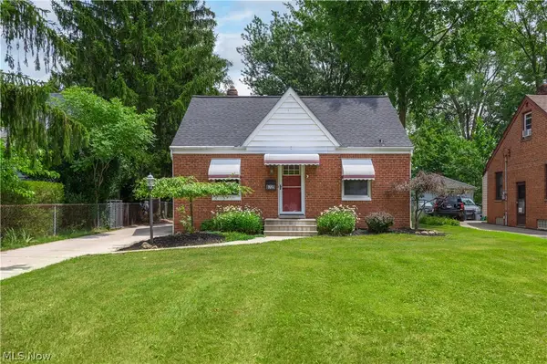 6729 Orchard Boulevard, Parma Heights, OH 44130