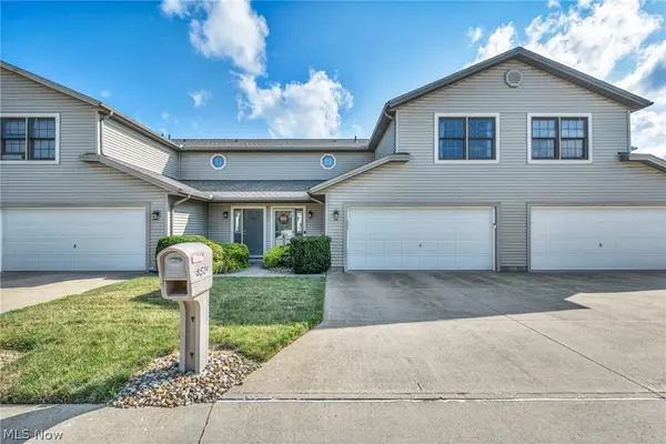 8529 Spencer Court, North Ridgeville, OH 44039