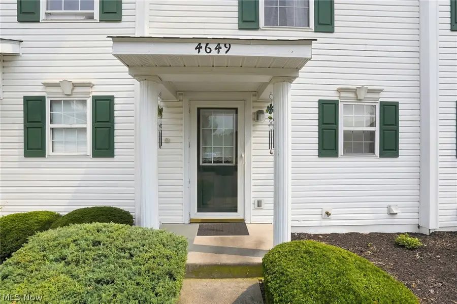 4649 Hobson Drive, Columbus, OH 43228 - #2