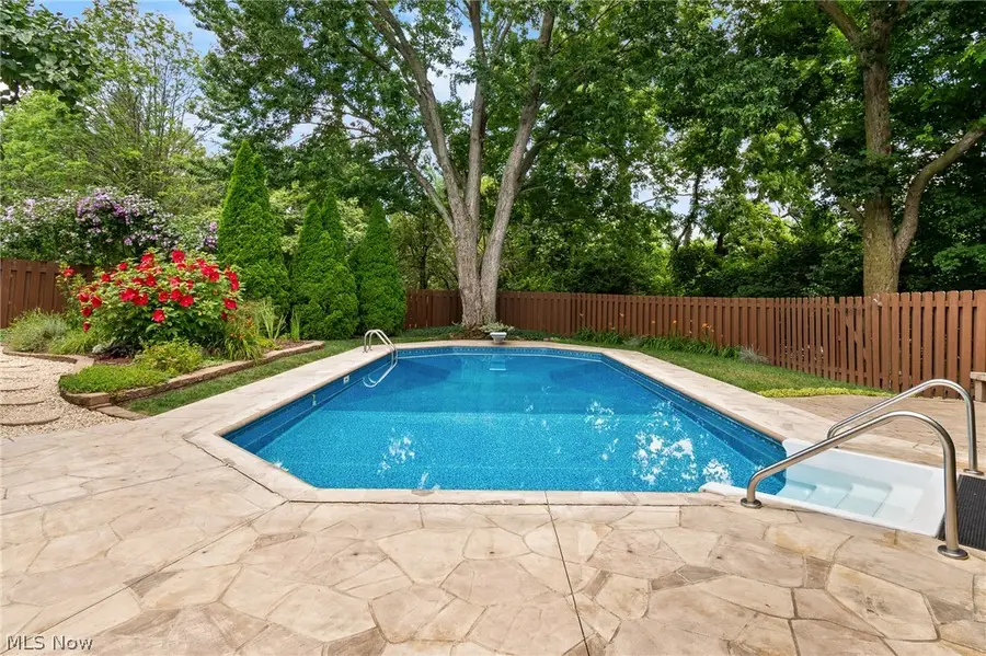 559 Berkshire Drive, Medina, OH 44256 - #3