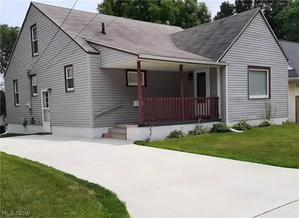 1810 Saint Elmo Ne Avenue, Canton, OH 44705