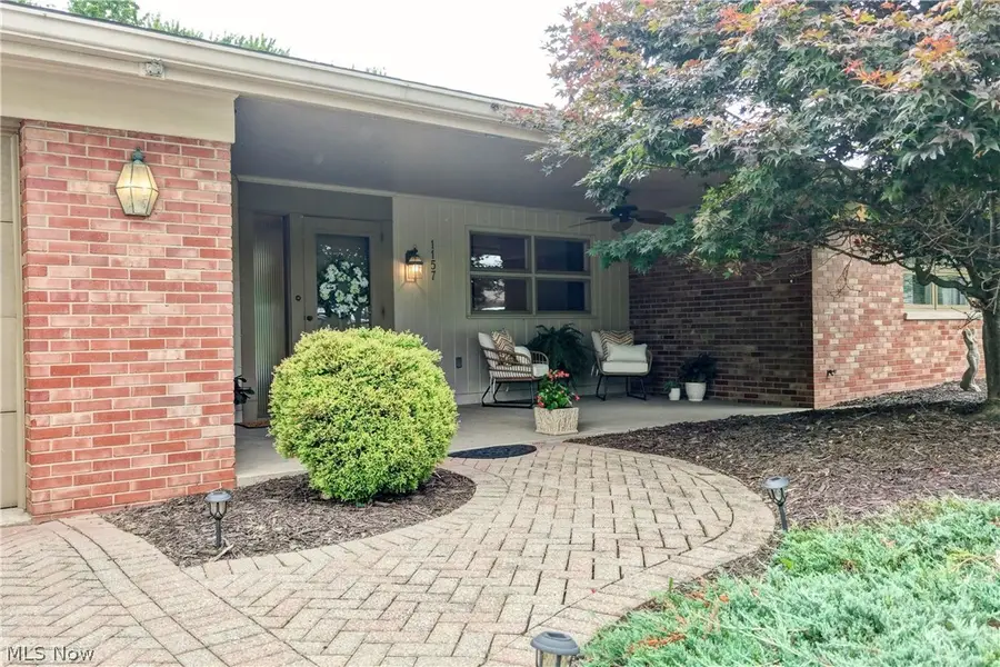 1157 Hilltop Nw Road, New Philadelphia, OH 44663 - #2