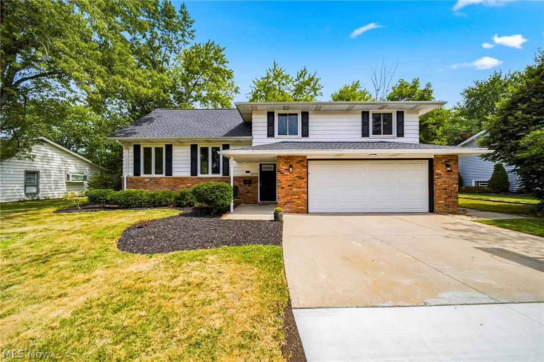 32705 W Nimrod Street, Solon, OH 44139 - #1