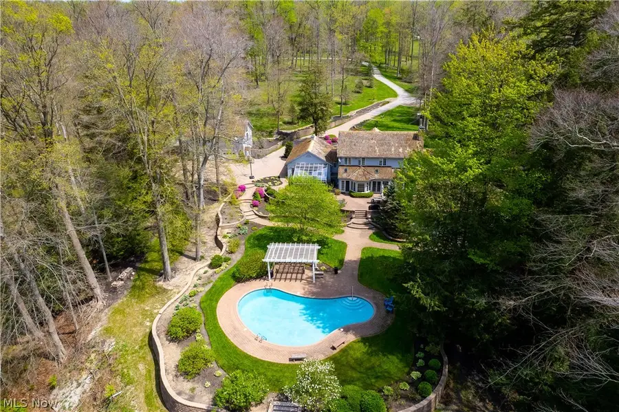 1160 Fox Hill Drive, Gates Mills, OH 44040 - #2
