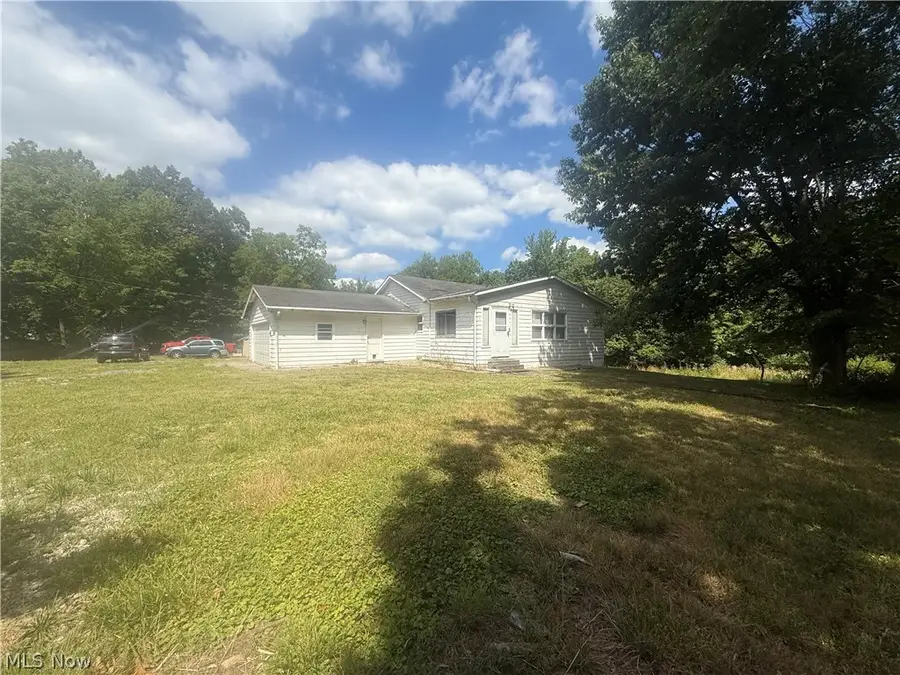 4636 E 143rd Street, Garfield Heights, OH 44125 - #2