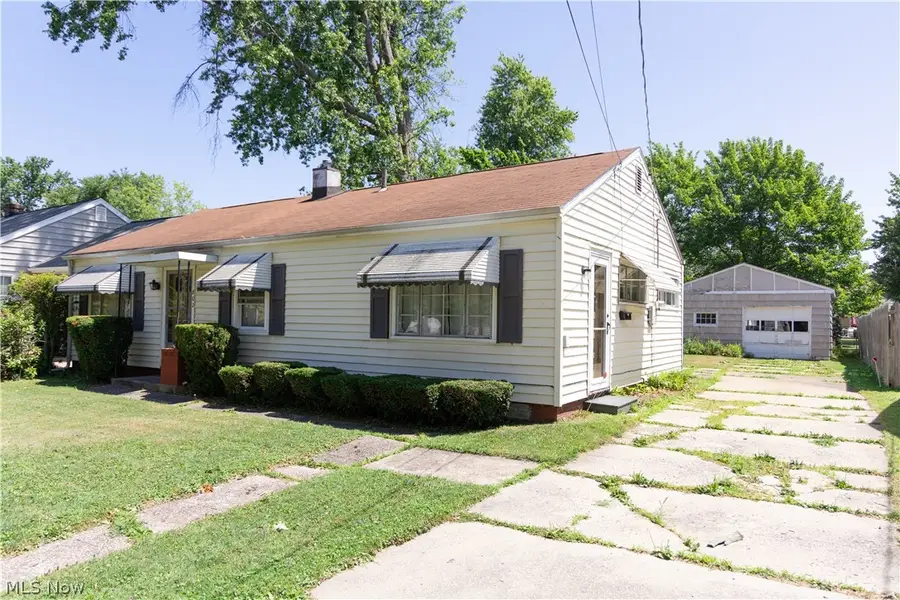 802 Norman Avenue, Ashtabula, OH 44004 - #2