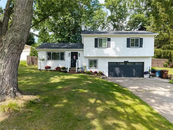 2664 Biscayne Drive, Akron, OH 44319