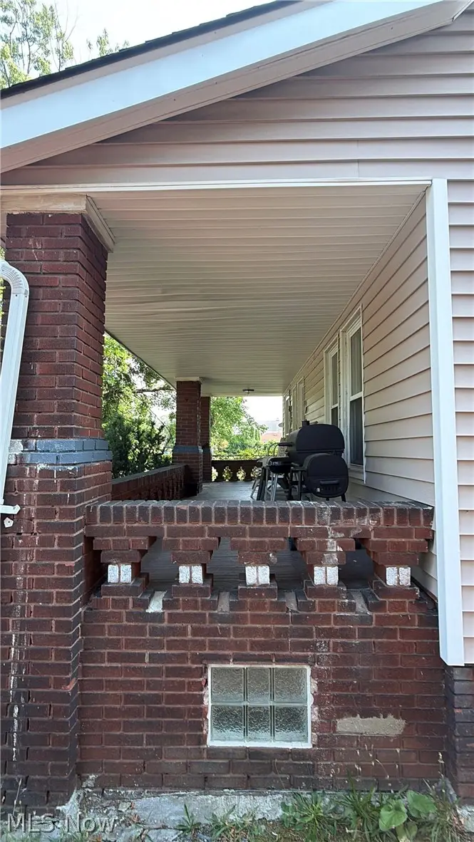 3842 E 151st Street, Cleveland, OH 44128 - #3