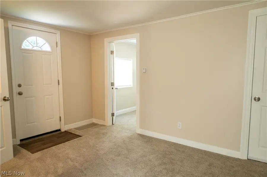 349 E Pace Avenue, Akron, OH 44319 - #3