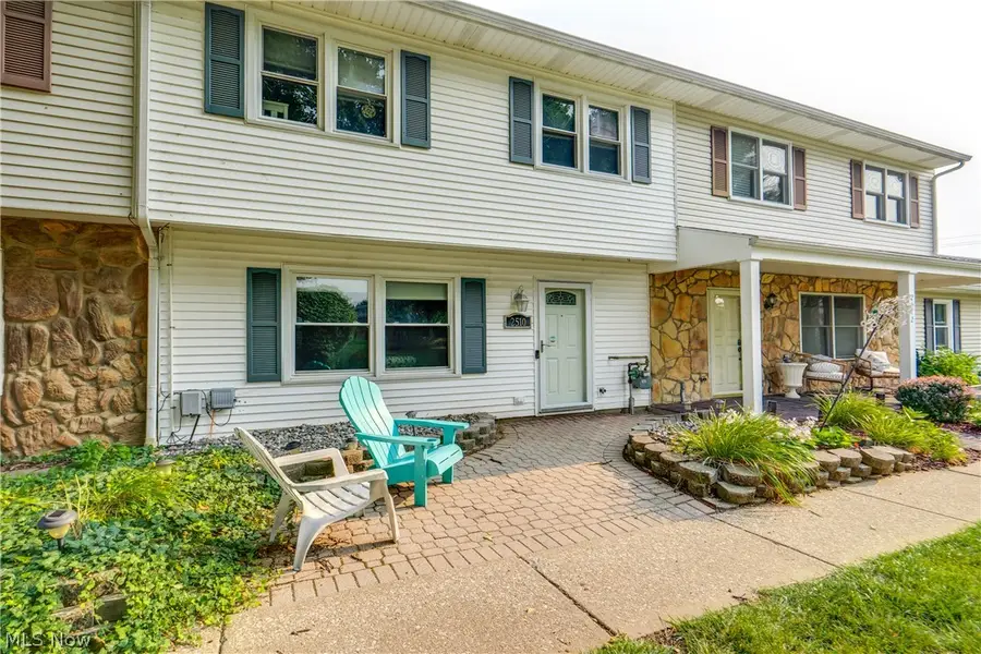 2510 Williamsburg Drive, Uniontown, OH 44685 - #2