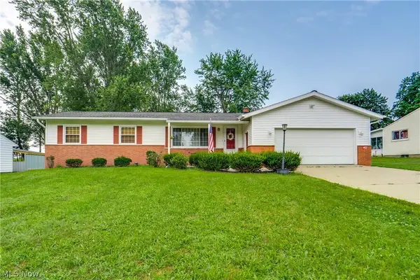 1402 Brookwood Drive, Mogadore, OH 44260