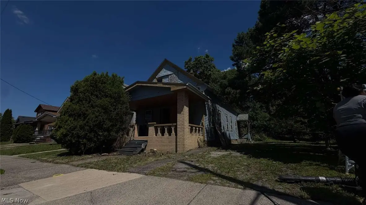 12301 Gay Avenue, Cleveland, OH 44105 - #1