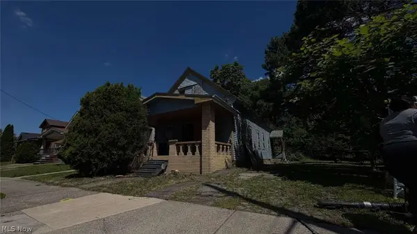 12301 Gay Avenue, Cleveland, OH 44105