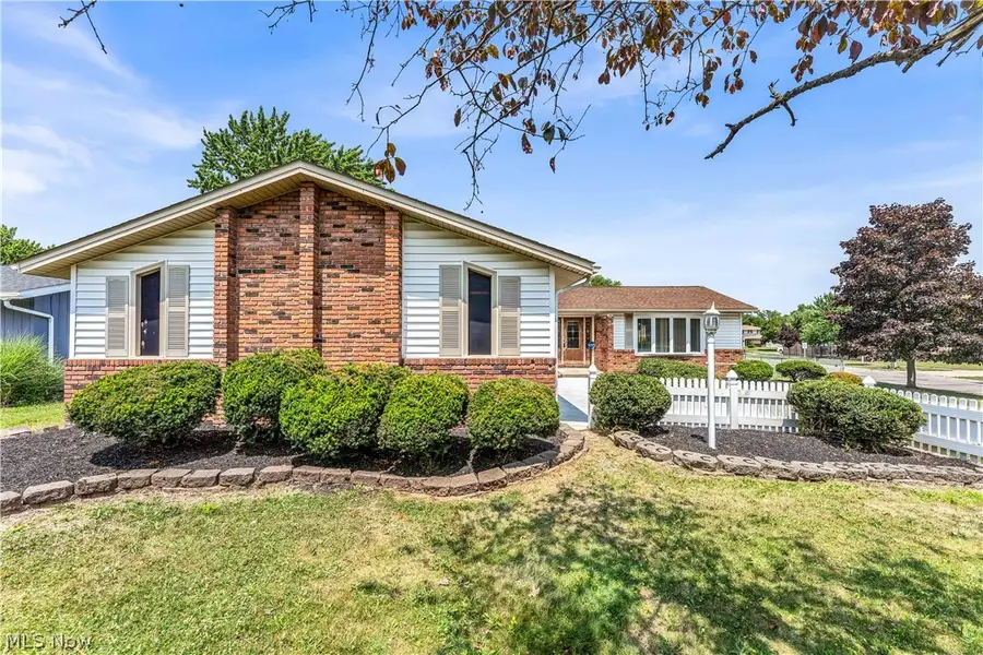 13574 Delaware Drive, Middleburg Heights, OH 44130 - #3