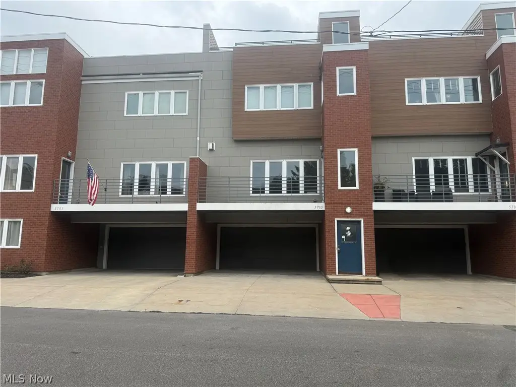 5703 Bridge Avenue, Cleveland, OH 44102 - #1
