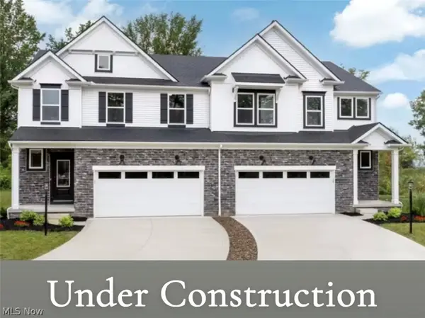 2081 Glenmont Drive, Brunswick, OH 44212