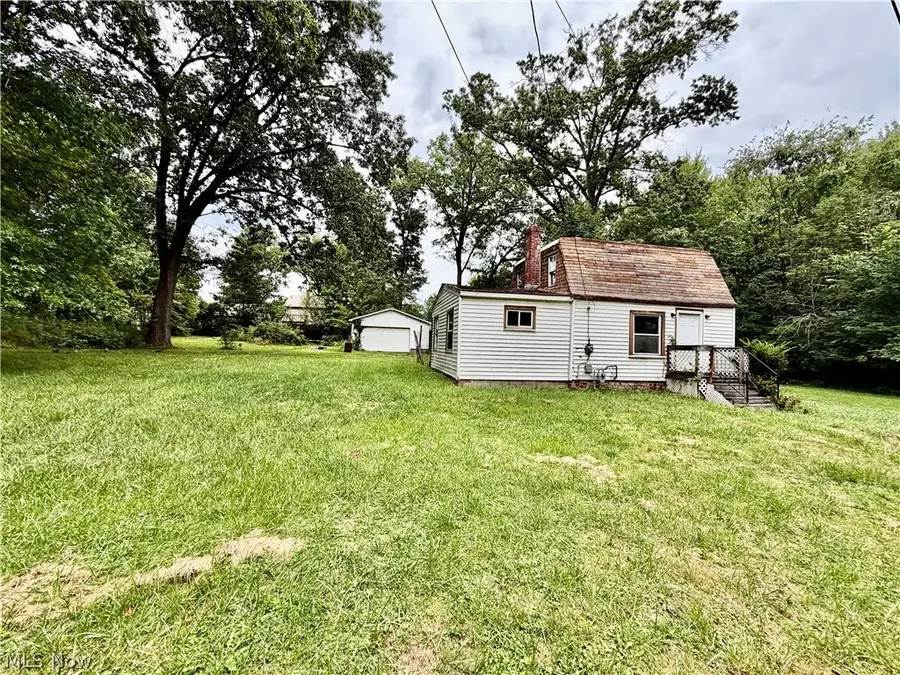 3275 Crestview Ave, Warren, OH 44483 - #2