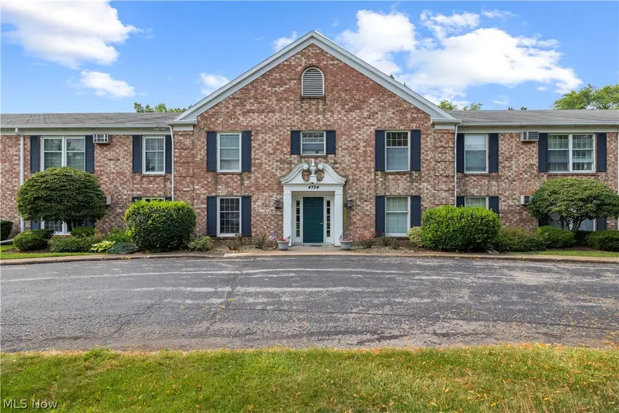 4704 Venice Heights Boulevard #216, Sandusky, OH 44870 - #2