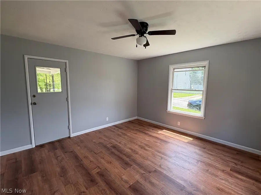 346 Plymouth Avenue, Girard, OH 44420 - #3