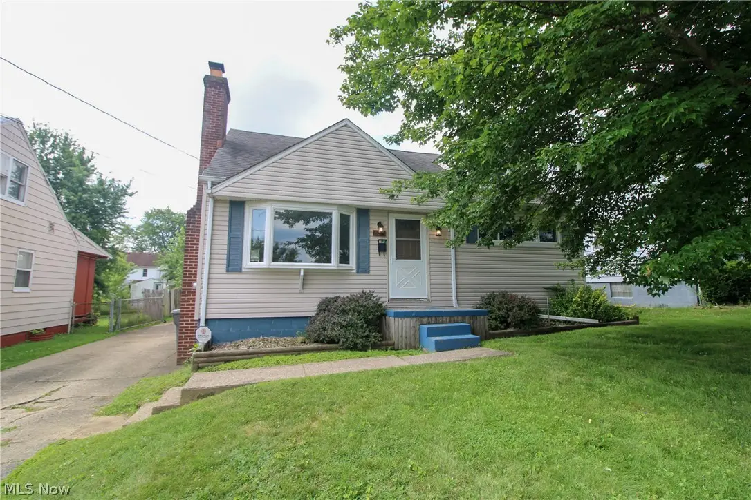 1307 Humbolt Avenue, Youngstown, OH 44502 - #1