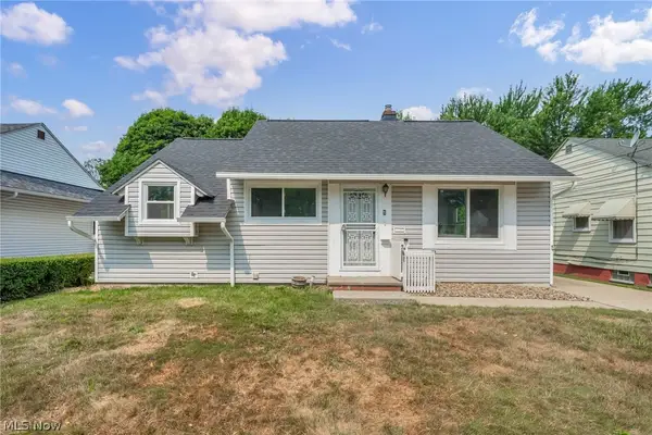 4102 E 189th Street, Cleveland, OH 44122