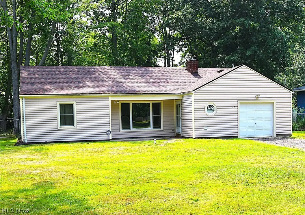 17 Nepahwin Drive, Timberlake, OH 44095 - #1