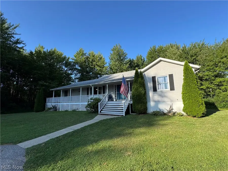 1696 Concord Court, Roaming Shores, OH 44084 - #3