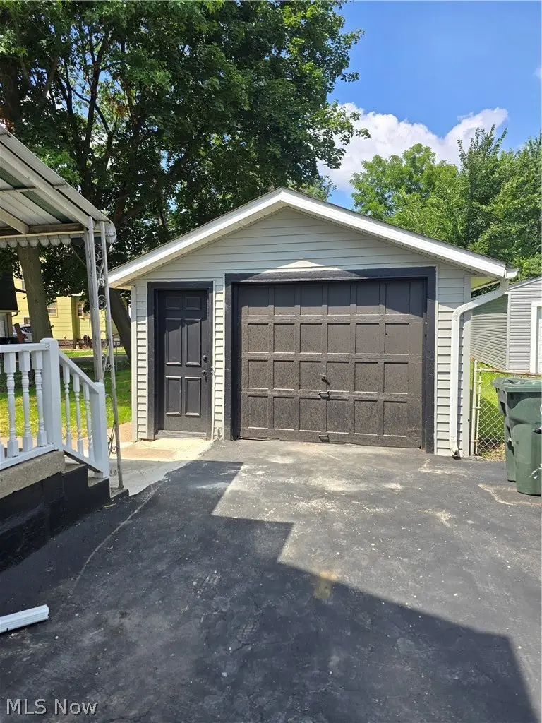 2311 Maple Ne Avenue, Canton, OH 44714 - #2
