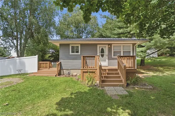 2519 Maxine Ne Avenue, Canton, OH 44705