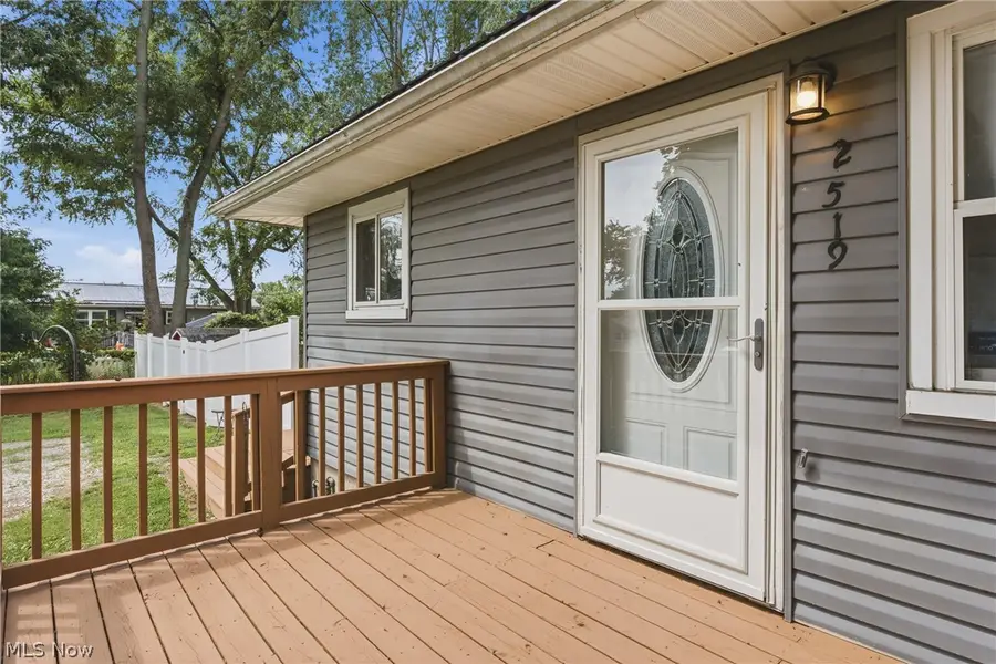 2519 Maxine Ne Avenue, Canton, OH 44705 - #3
