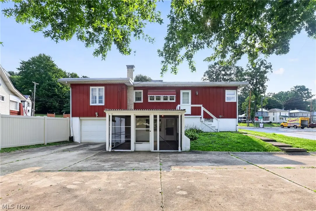 601 Lincoln Se Street, Minerva, OH 44657 - #1