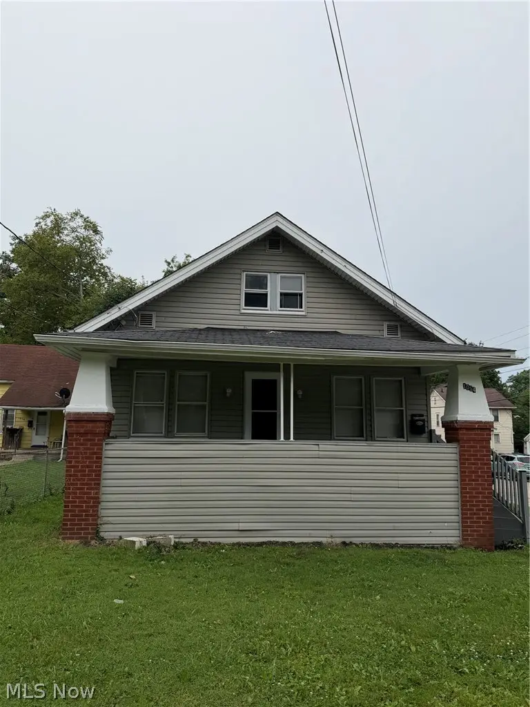 1054 Winton Avenue, Akron, OH 44320 - #1