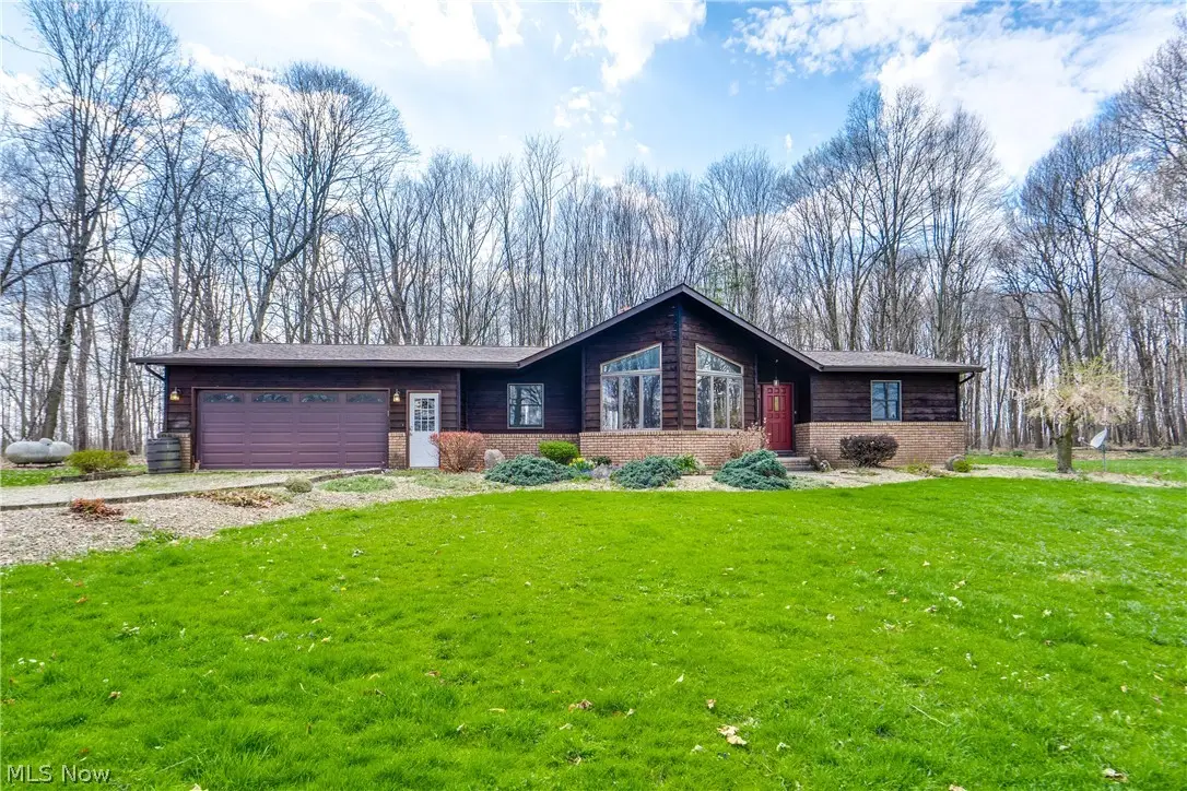 3001 Ben Fulton Nw Avenue, North Lawrence, OH 44666 - #1
