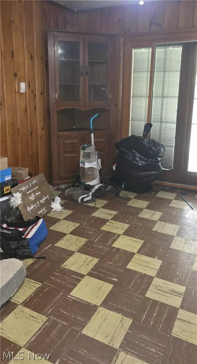 16777 Valley Drive, East Liverpool, OH 43920 - #3