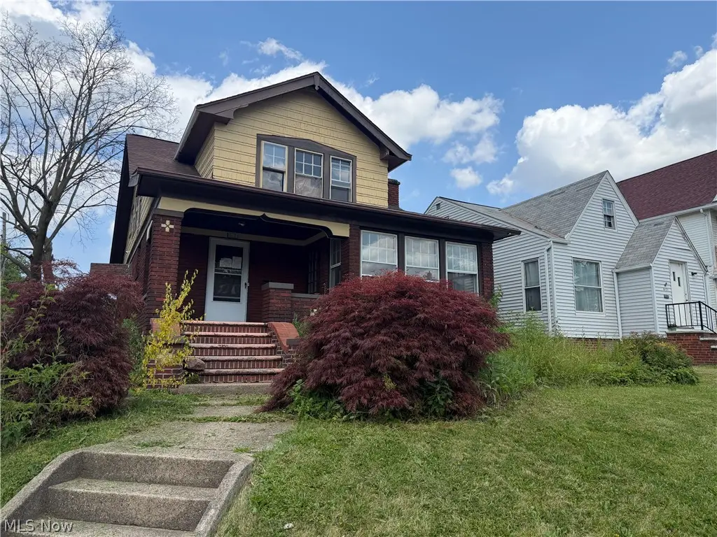 8127 Garfield Boulevard, Garfield Heights, OH 44125 - #1