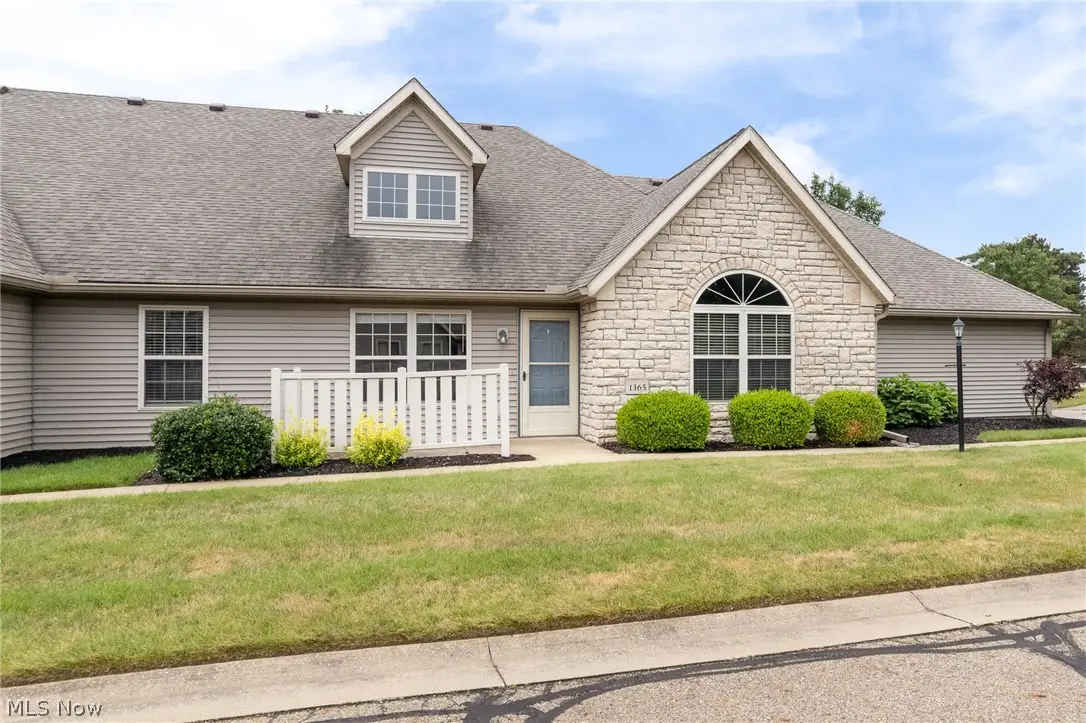 1365 Laurenbrook Ne Lane, Massillon, OH 44646 - #1